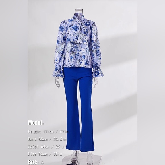 Dani Blue Floral Trumpet Sleeve Pant Set - Picture 4 of 12